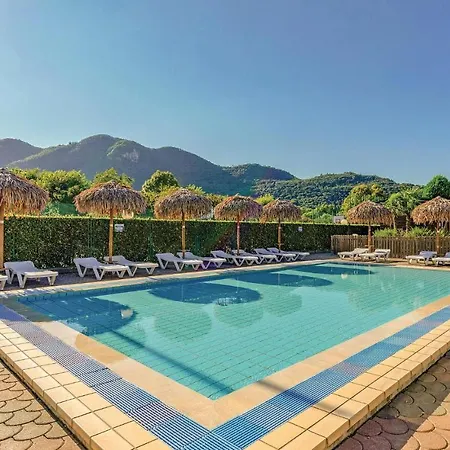 Apartamento Camping Del Sole - Chalet 6 *